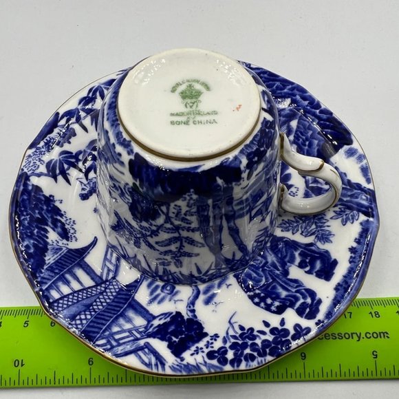 Royal Crown Derby Mikado Blue Oriental Tea Cup and Saucer Set - Picture 5 of 10